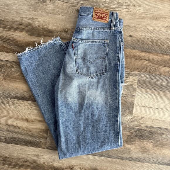 Levi’s ‘94 Baggy Jeans Size 26 Light Blue Wash Distressed Women’s - Picture 3 of 6